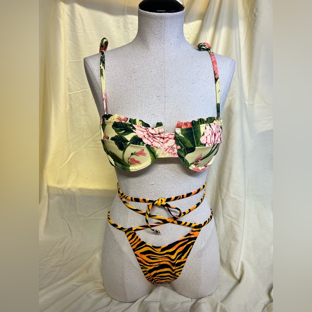 bikini bathing suit 😎